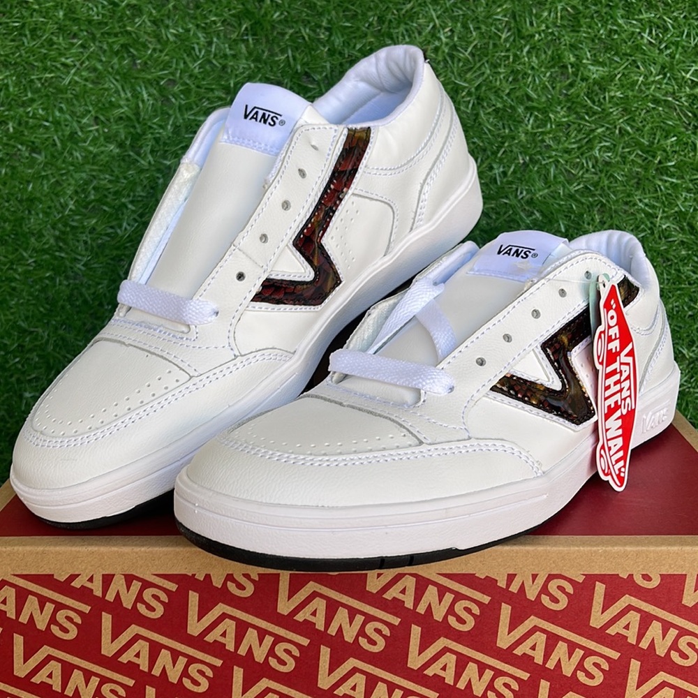 Vans Lowland Cc
(Big Reptile) Tr Wht/Red
VNOATZY909 WMNS sneakers - Picture 5 of 16